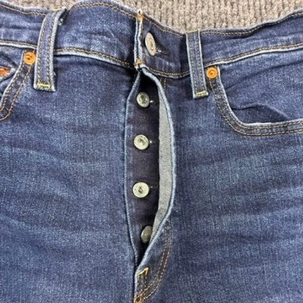 Levis Ribcage Straight Jeans Womens 29 Dark Wash High Rise Button Fly 79078-0046